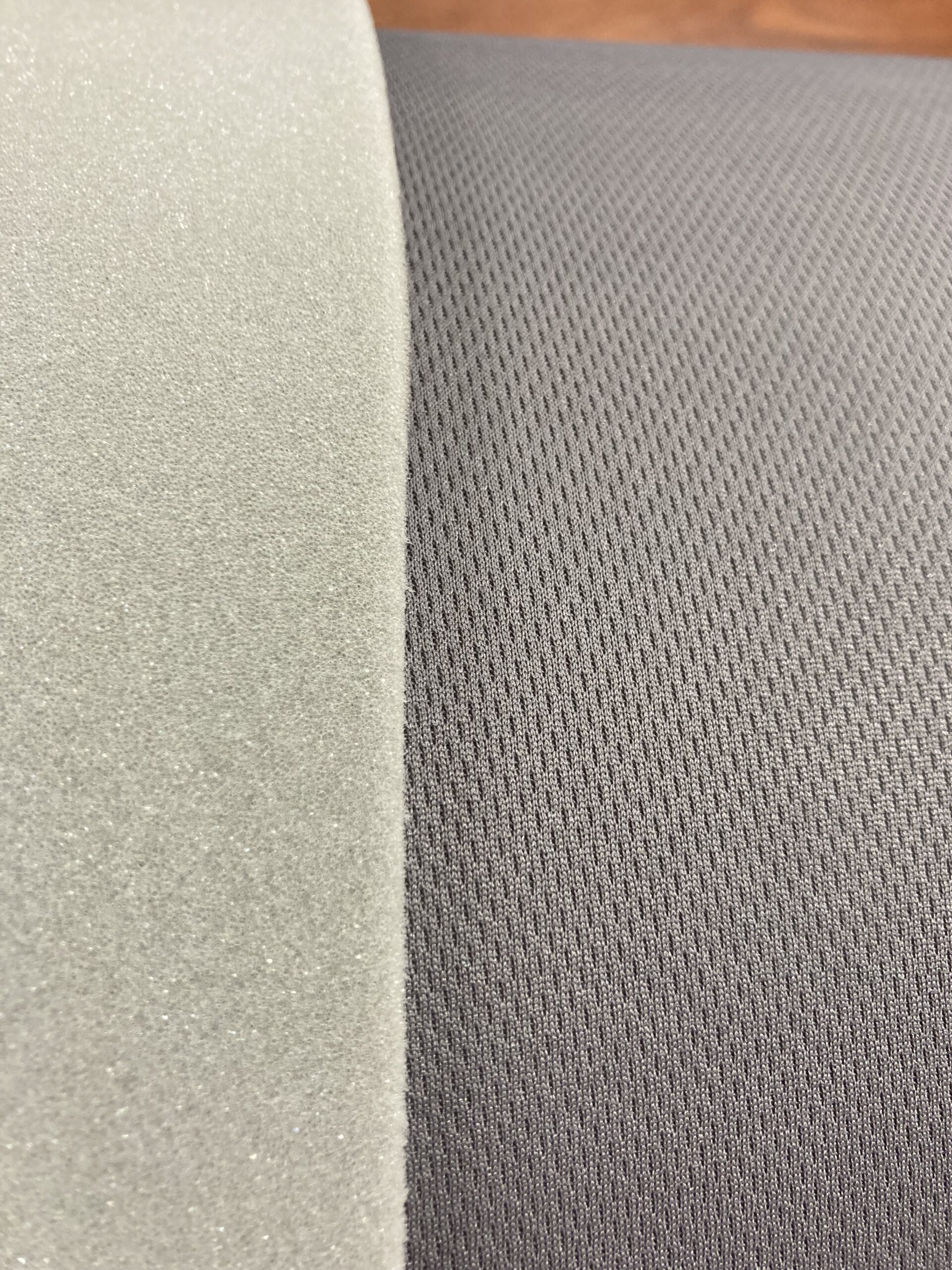 Punto foamizado techo coche gris plata