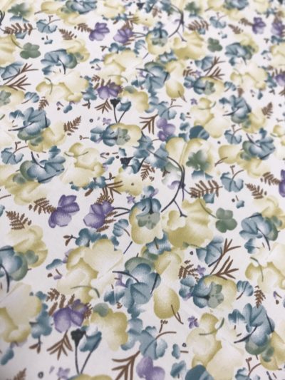 flor lila/verde agua