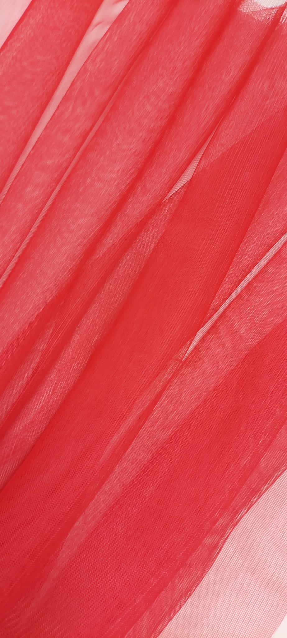 Tul Suave Caído rojo