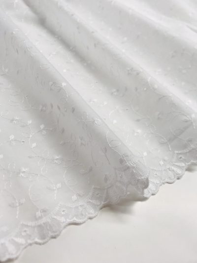 Batista Bordada Puntilla blanca