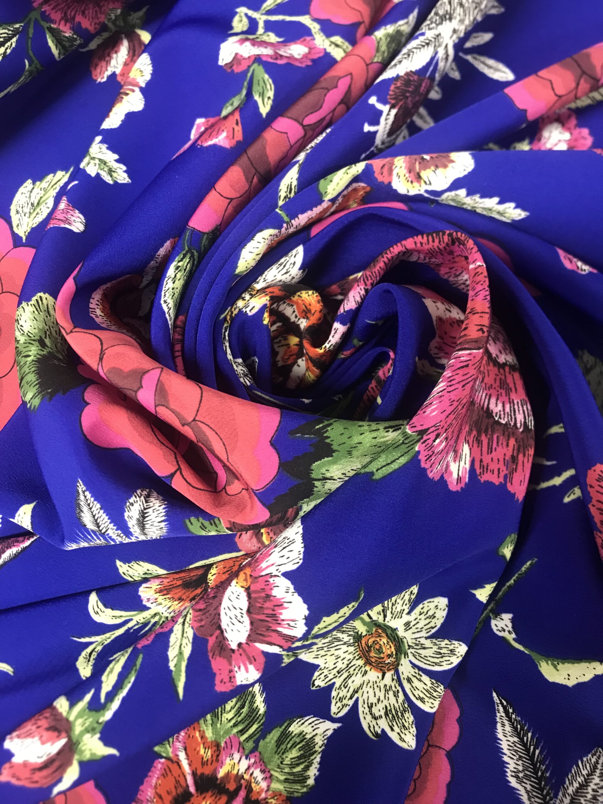 Coxivo f.azul estampado mantón