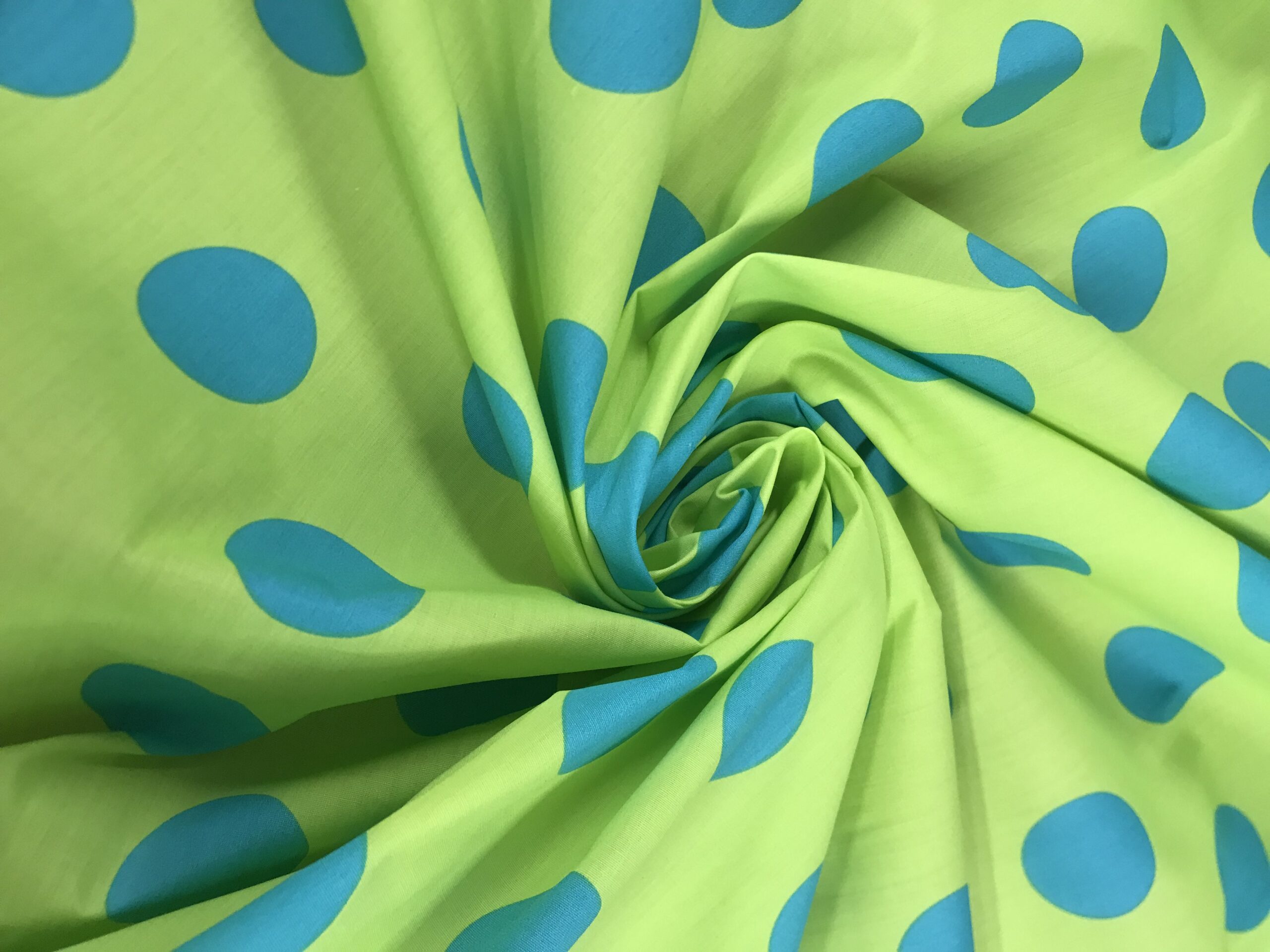 Popelín flamenca verde lunar turquesa