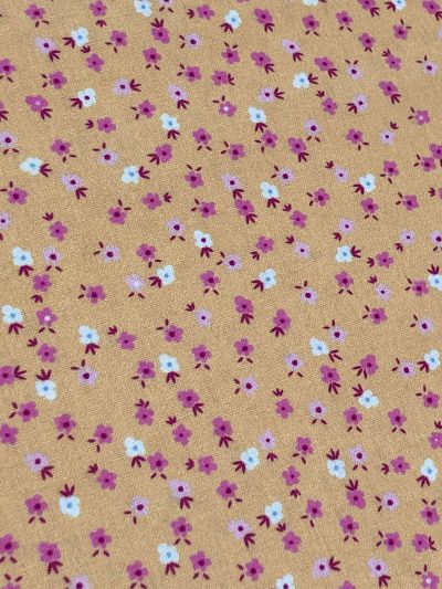 Egea flor melocotón