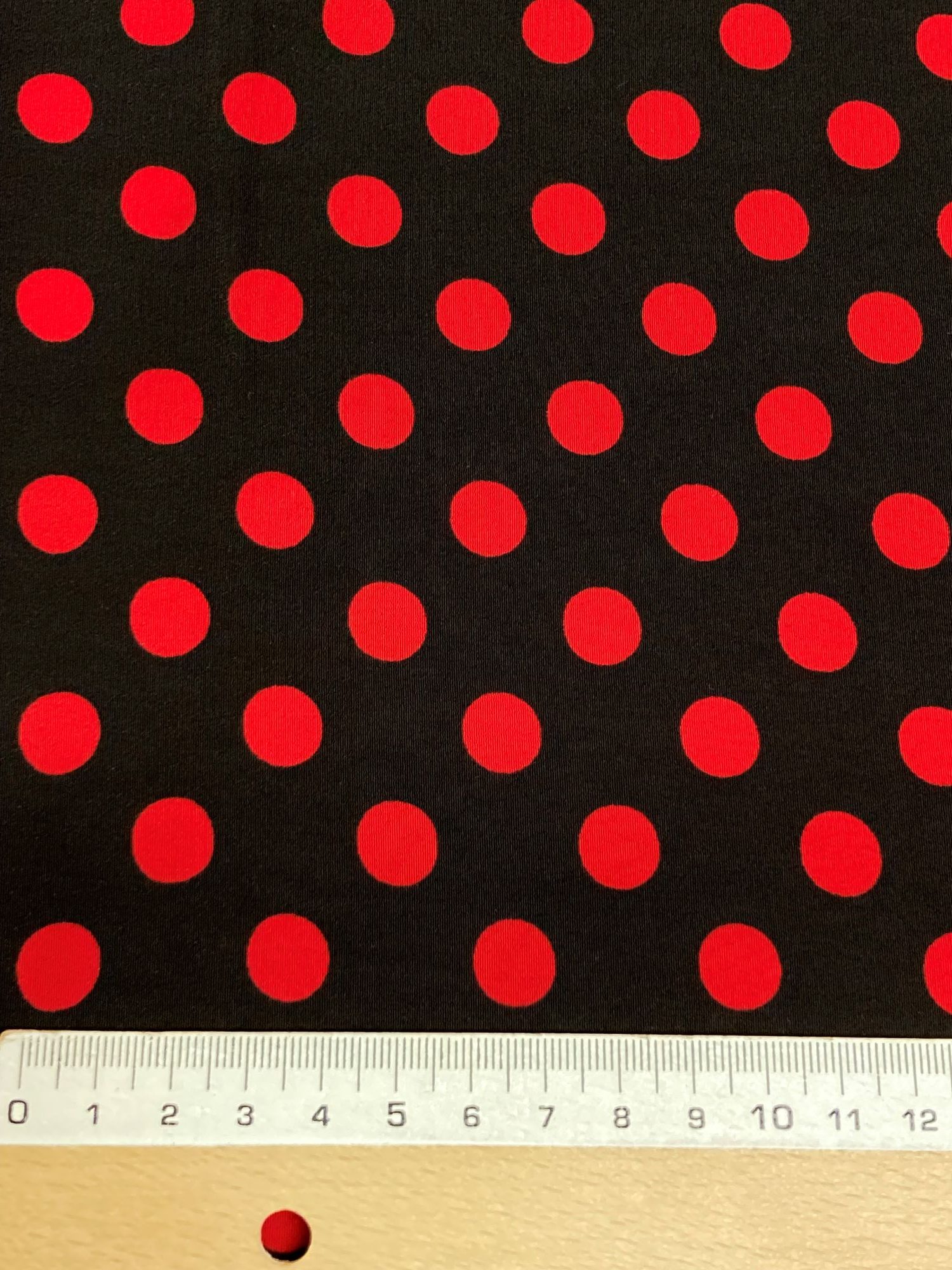 Coxivo negro lunar rojo 11mm - Imagen 3