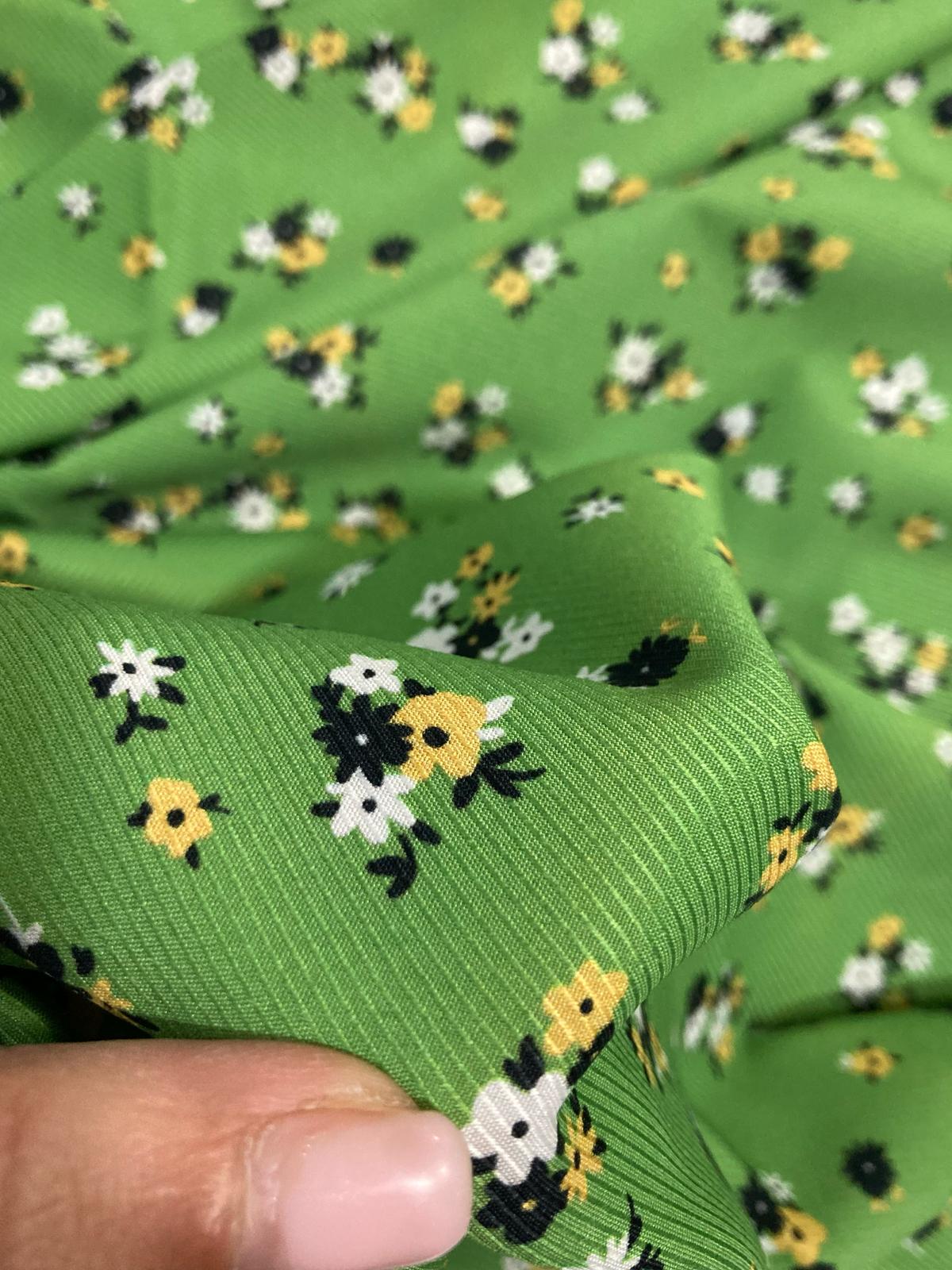 Poliester verde florecitas