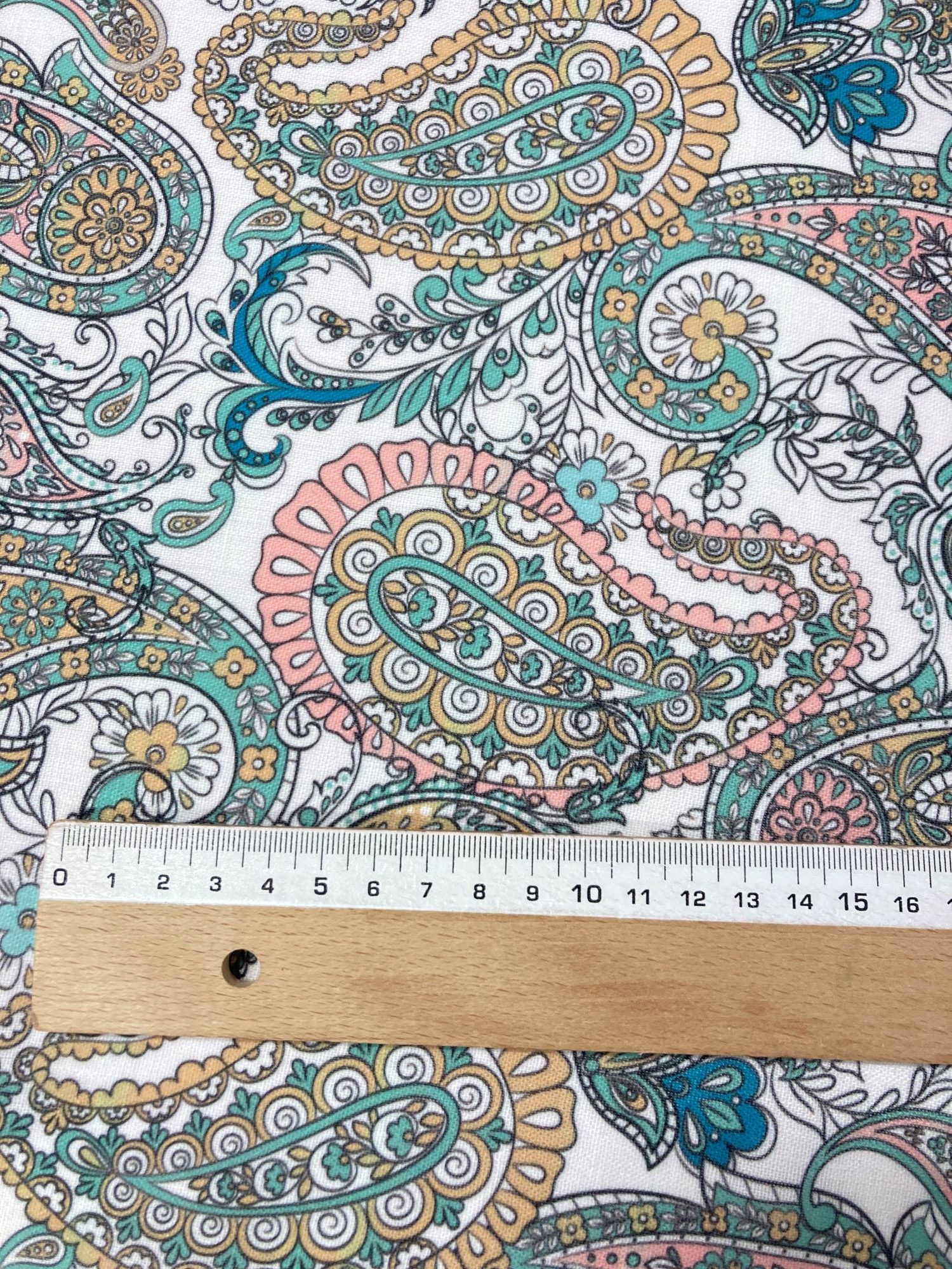 Sevilla cachemir maquillaje - Imagen 2