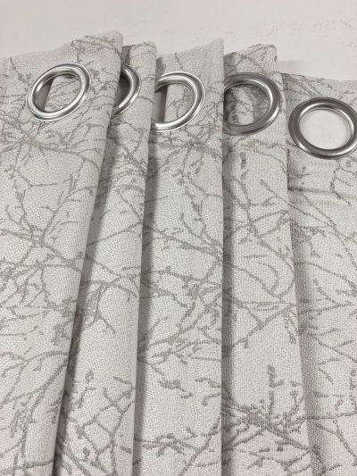 Cortina confeccionada marmoleado