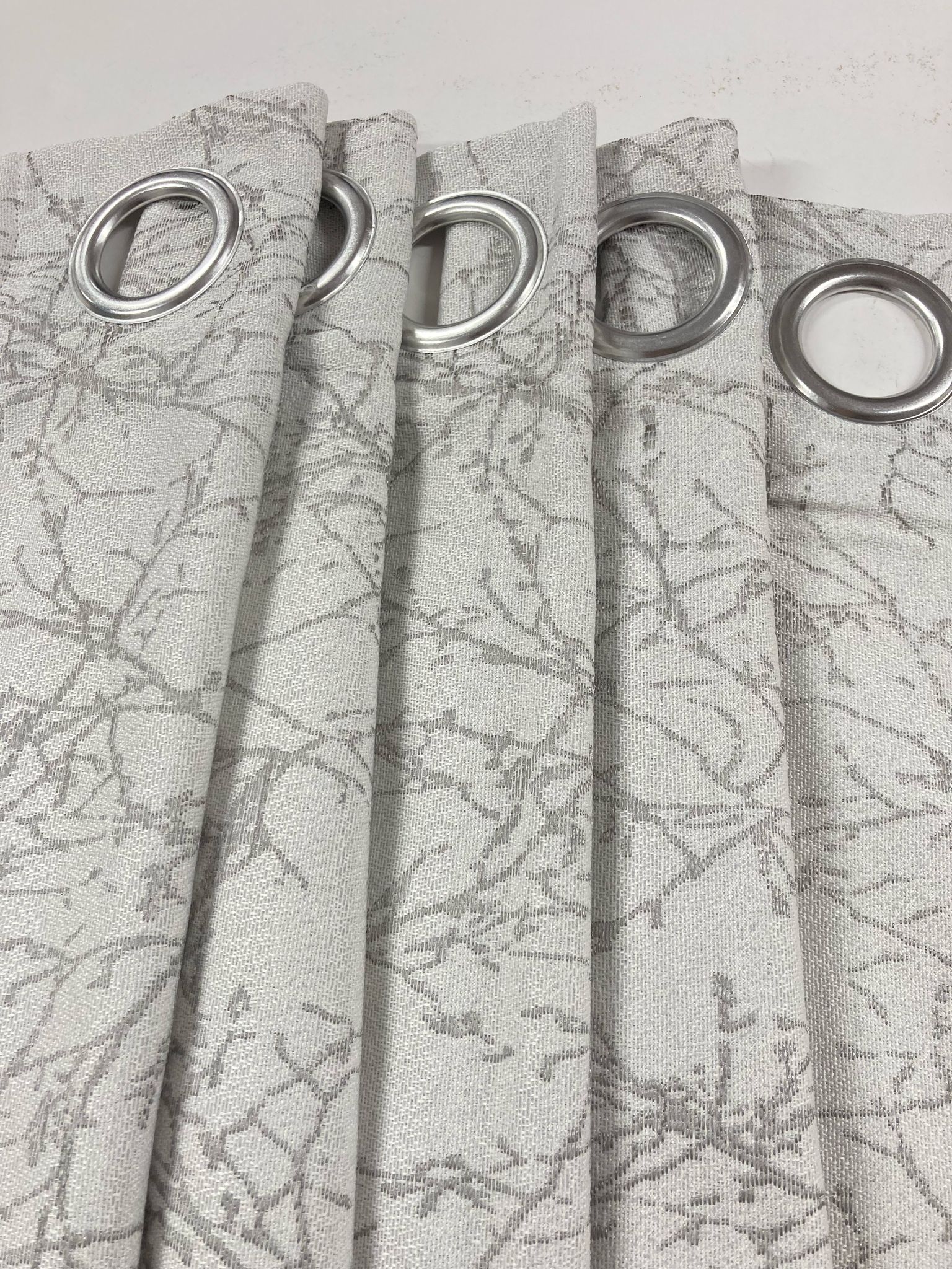 Cortina confeccionada marmoleado