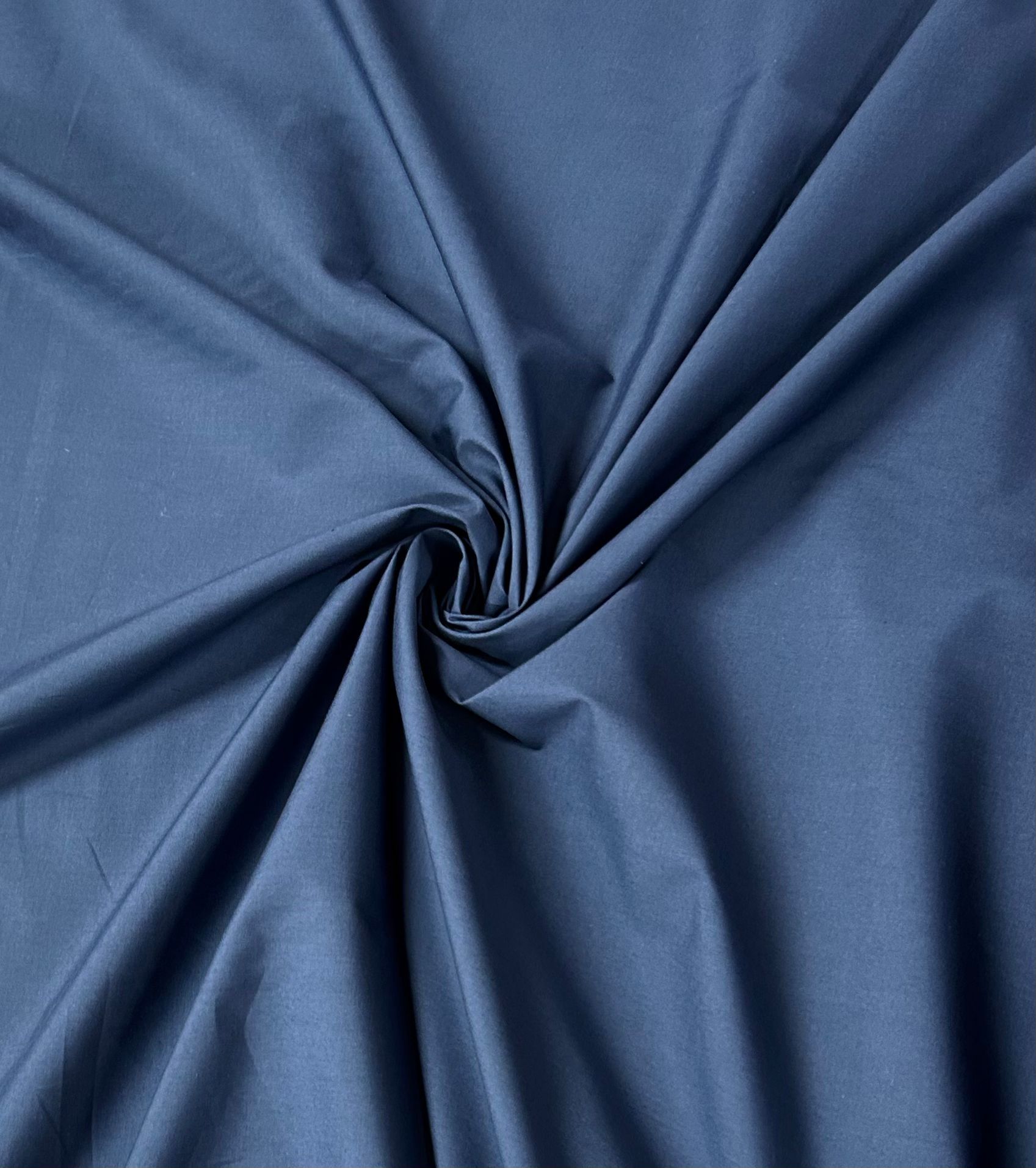 Popelín algodón hidrófugo marino