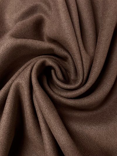 Paño fino marrón oscuro