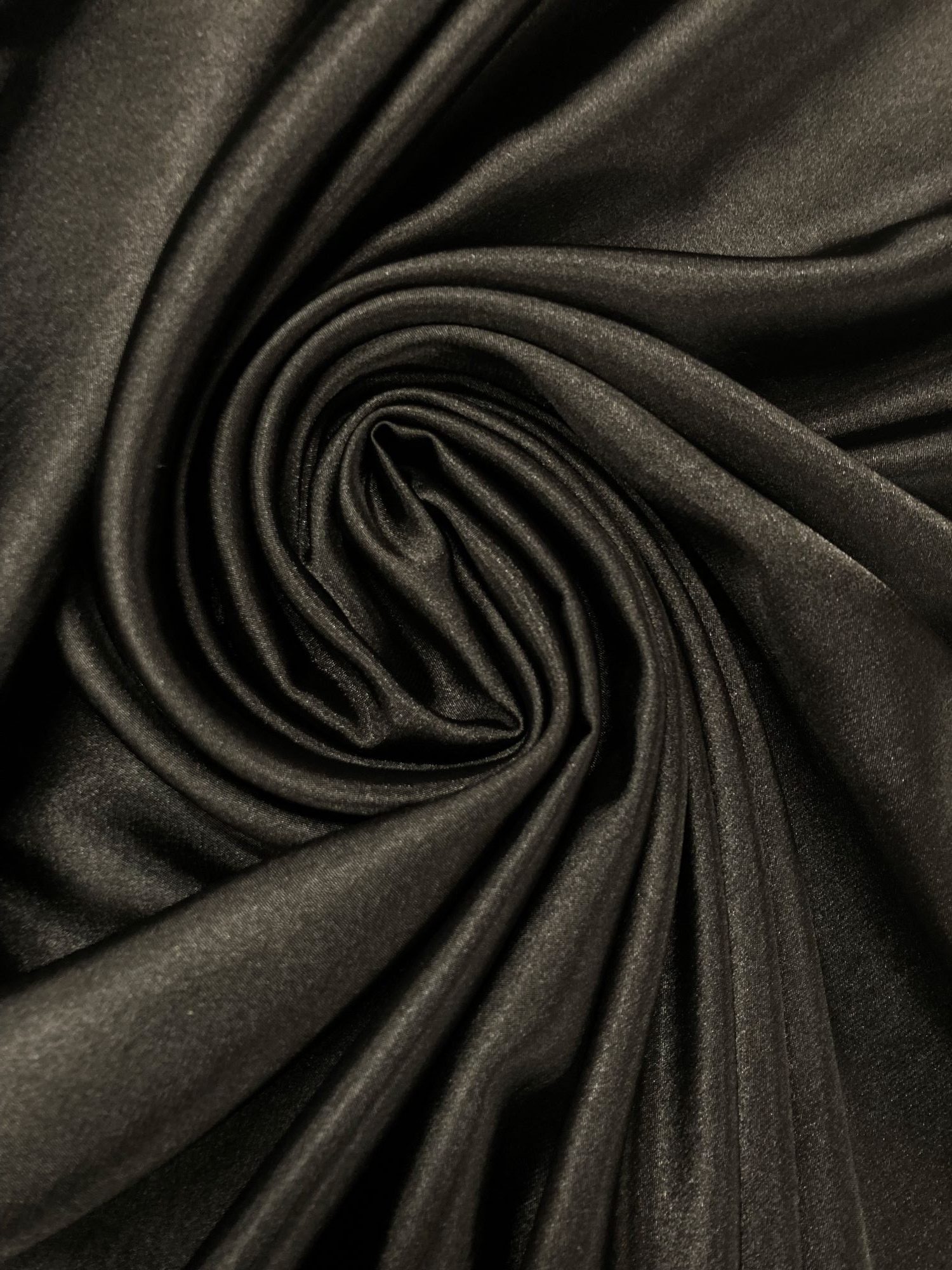 Raso fluido spandex negro