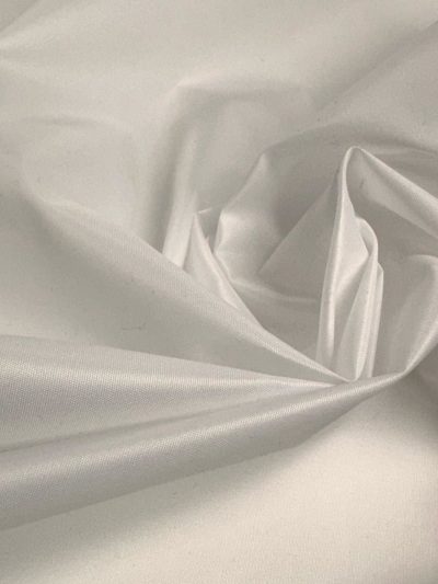 Forro impermeable blanco