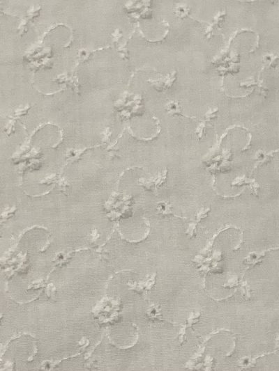 Batista perforada Gisela blanca