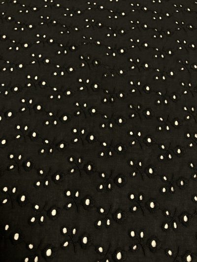 Batista perforada Elisabeth negra