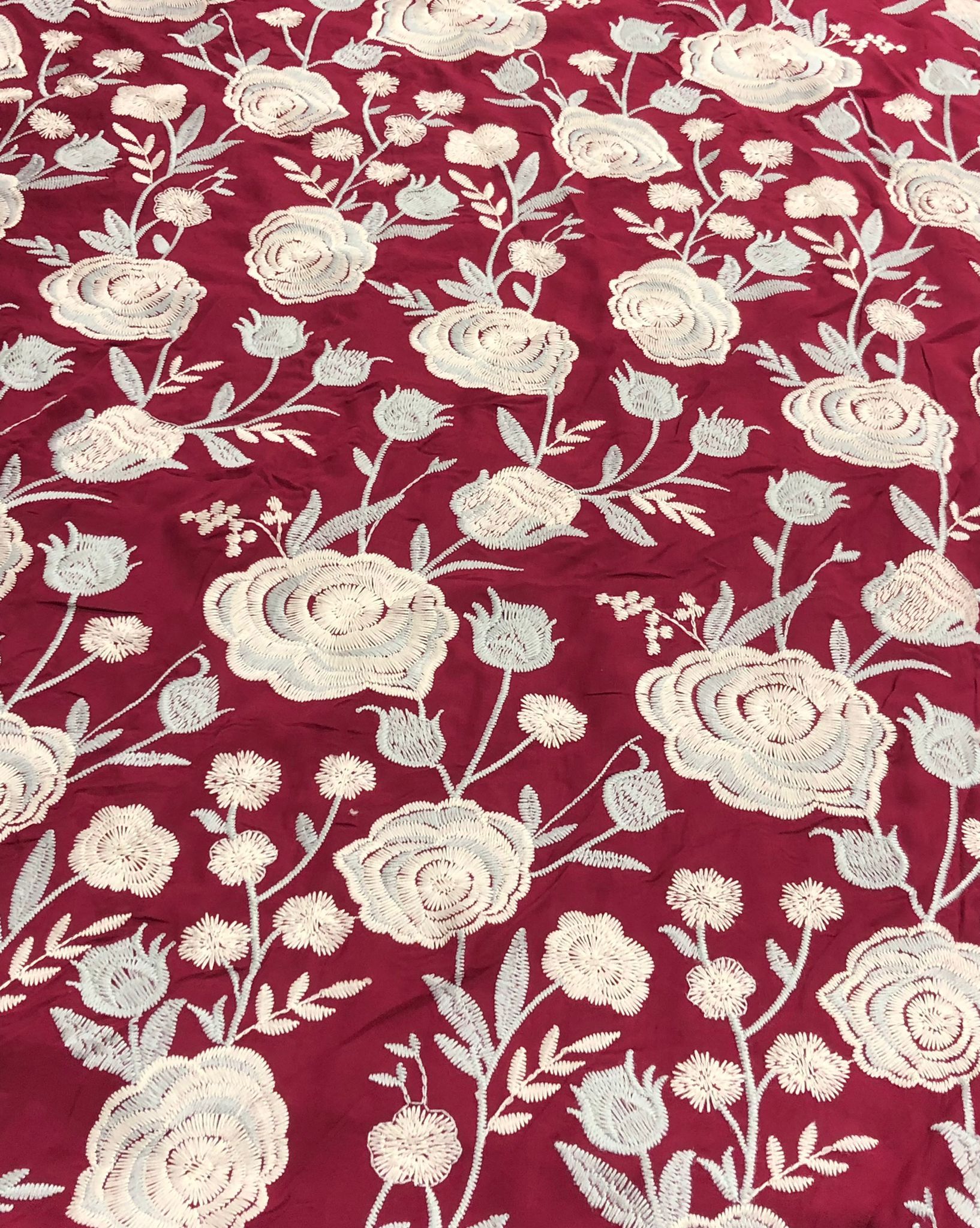 Viscosa Bordada Alhambra rojo