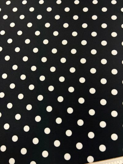 Punto de seda negro l.blanco