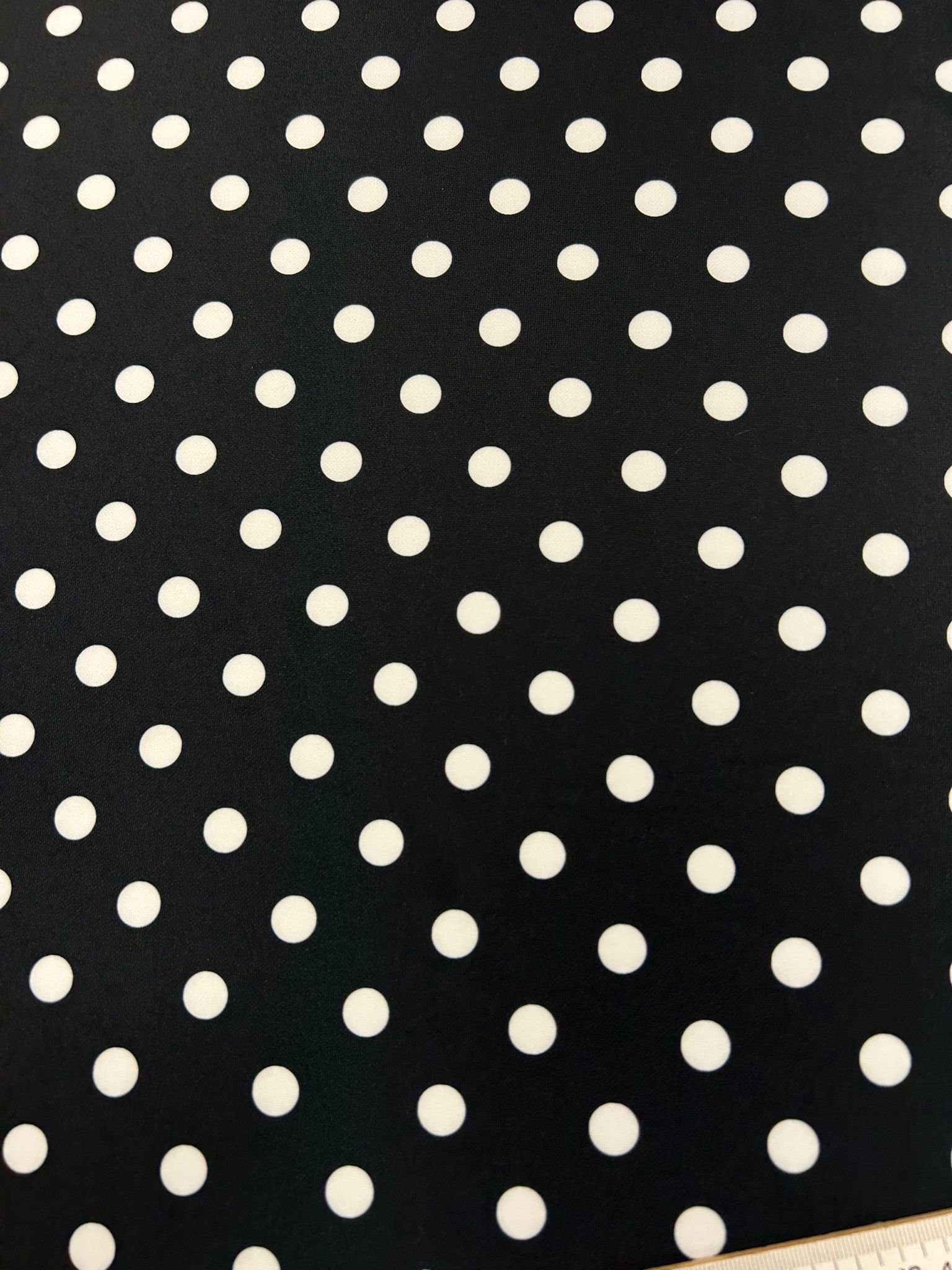 Punto de seda negro l.blanco