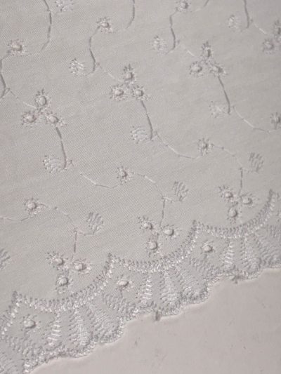 Batista Bordada Puntilla 2 blanca